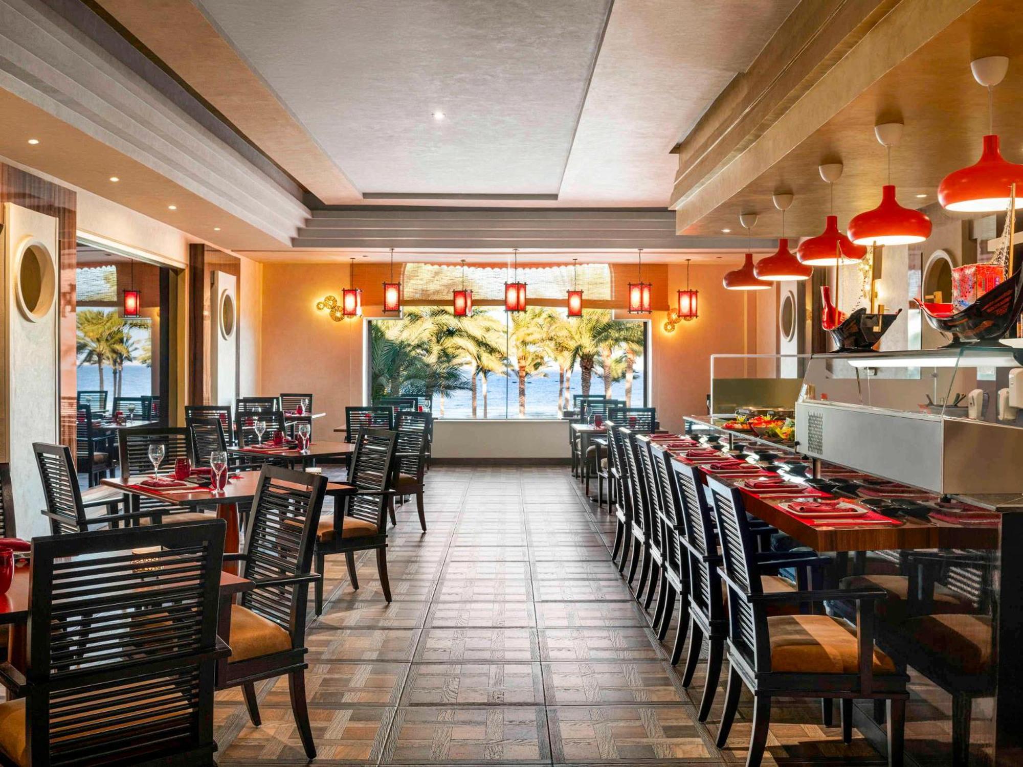 Rixos Sharm El Sheikh - Adults Only 18 Plus - Free Jennifer Lopez Concert Access July 4Th Esterno foto Interior of a restaurant